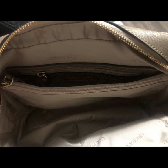 Calvin Klein | Marybelle Saffiano Leather Top Zip Satchel - Picture 5 of 6
